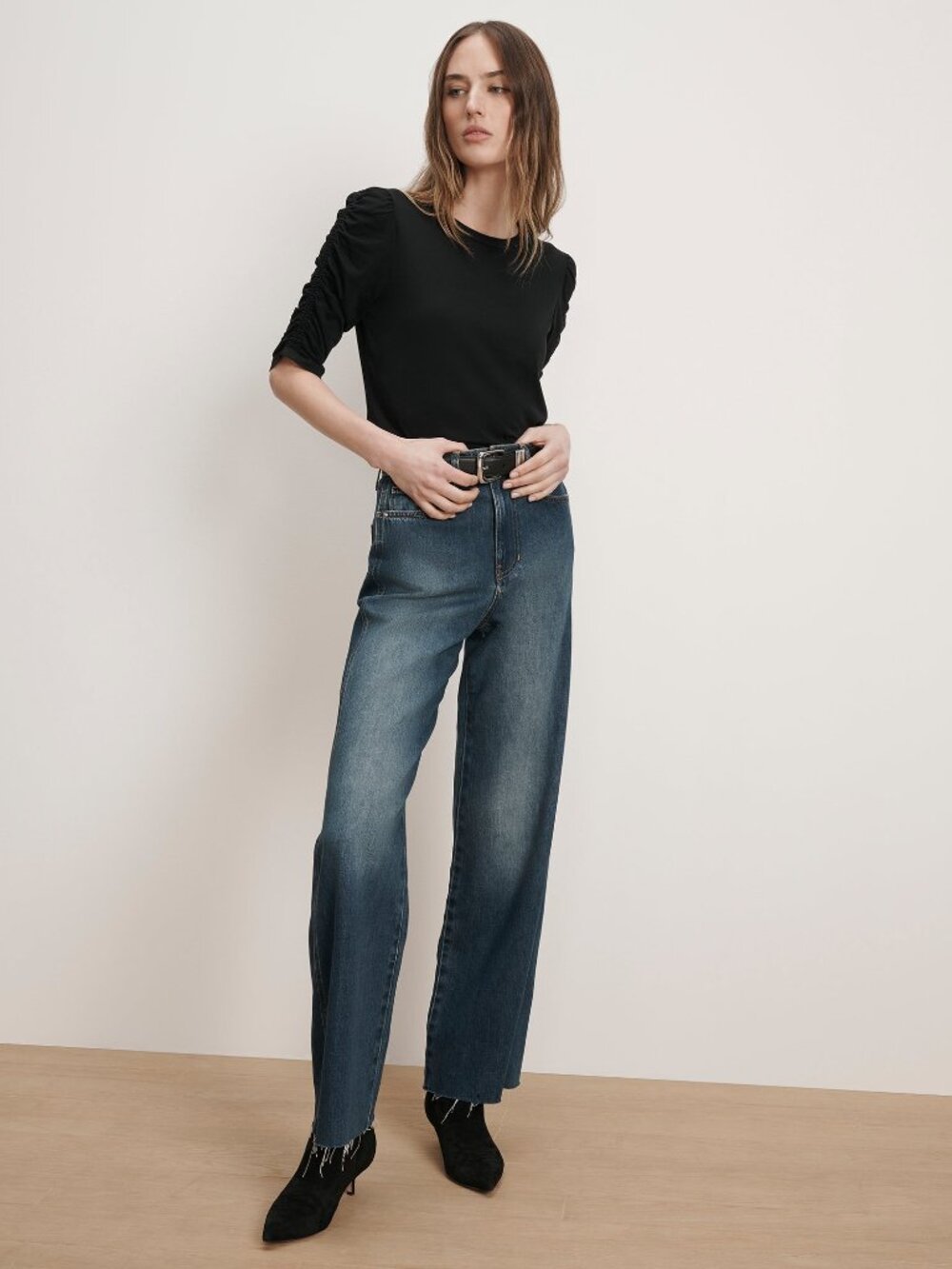 Veronica Beard Black Waldorf Ruched-Sleeve T-Shirt Size M